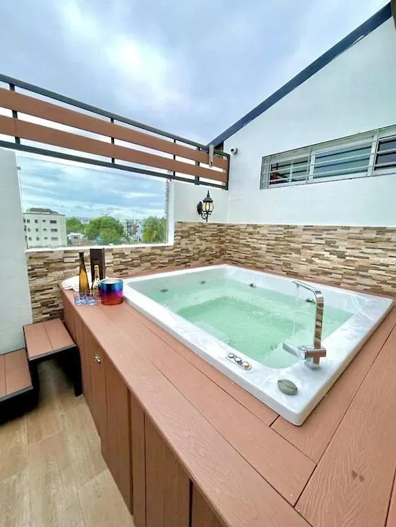 Appartamento Luxury 5 Beds Penthouse - Private Jacuzzi & Karaoke Bar Santiago De Los Caballeros 0*,  Repubblica Dominicana
